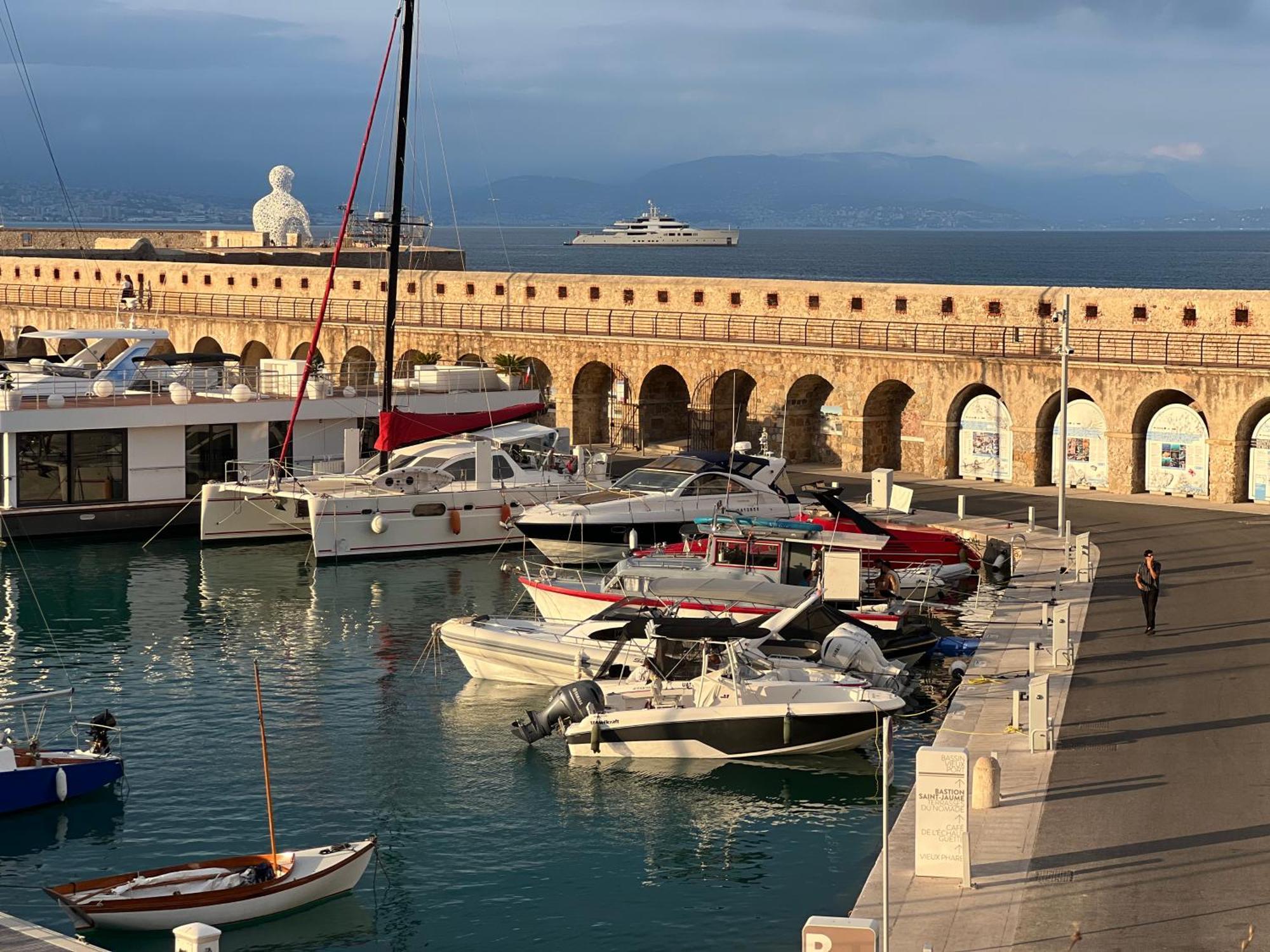 Location Cote D Azur Hotel Antibes Eksteriør billede